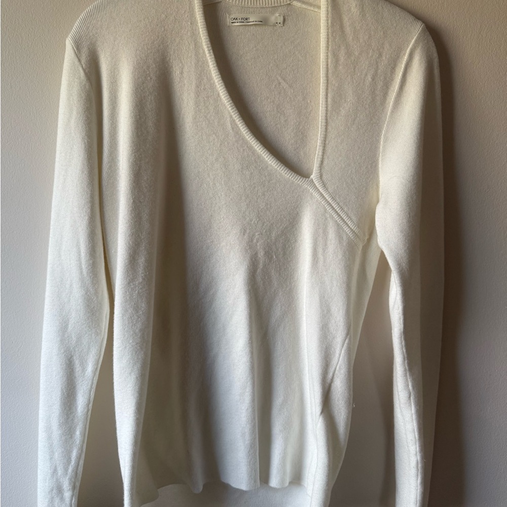 OAK + FORT Classic White Knit Top